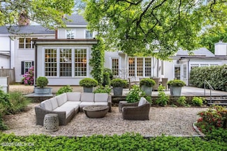 190 Lake Ave, Greenwich, CT 06830