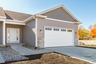 904 Henryson St, Story City, IA 50248