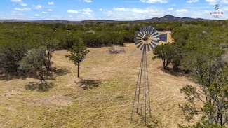 3584 Privilege Creek Rd, Pipe Creek, TX 78063