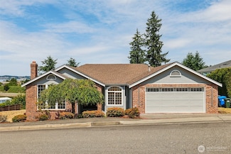 2805 Chambers Bay Dr, Steilacoom, WA 98388