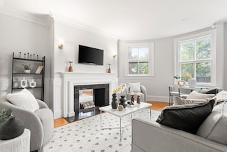 244 Beacon St Unit 1B, Boston, MA 02116