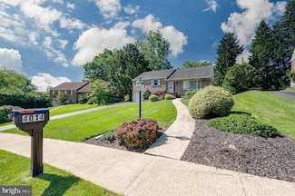 4014 Crestline Dr, Reading, PA 19606
