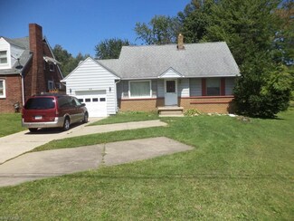 424 Champion Ave W, Warren, OH 44483