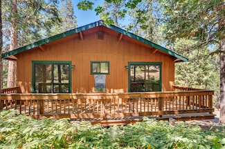 24148 Oxbow Ln N, Sonora, CA 95370