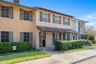 1328 Josephine Dr Unit 3, Alice, TX 78332