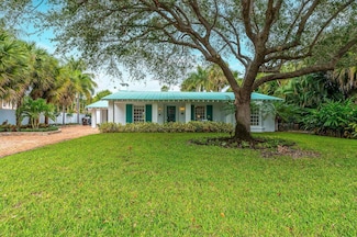 127 Miramar Way, West Palm Beach, FL 33405