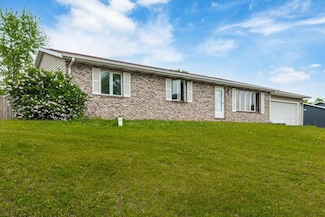 4405 W Pine Ridge Dr, La Porte, IN 46350