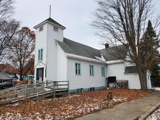 115 E Avenue B, Newberry, MI 49868