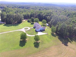 2662 Irene Bridge Hwy, Hickory Grove, SC 29717