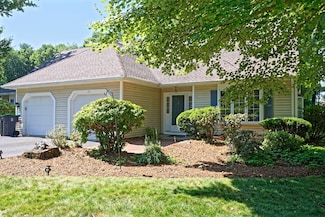 11 Homeward Ln, Natick, MA 01760