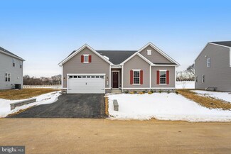 10042 Wilkes Dr, Williamsport, MD 21795