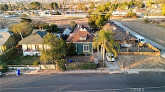 27180 Pacific St, Highland, CA 92346