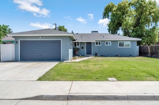 42 W Rall Ave, Clovis, CA 93612
