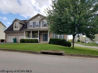 14 Kingston Dr, Bridgeport, WV 26330