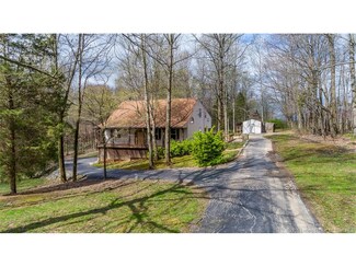 3475 Lake View Dr SE, Elizabeth, IN 47117