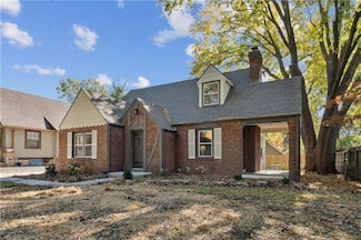 209 E 72nd Terrace, Kansas City, MO 64114