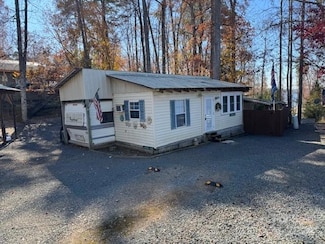 101 Lakeview Trail, Mount Gilead, NC 27306