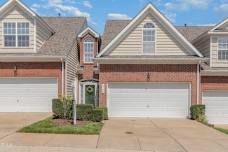 8004 Thrush Ridge Ln, Raleigh, NC 27615