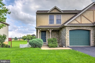 34 Talon Dr, Ephrata, PA 17522