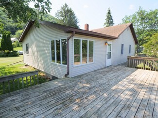 210 Schell Hill, Minneiska, MN 55910