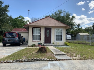 10 Bruce Ave, Frostproof, FL 33843