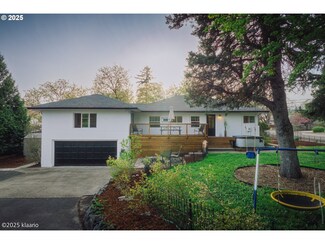 8510 SW Cedarcrest St, Portland, OR 97223