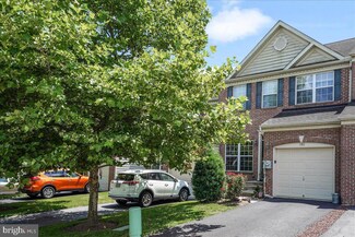 182 Penns Manor Dr, Kennett Square, PA 19348