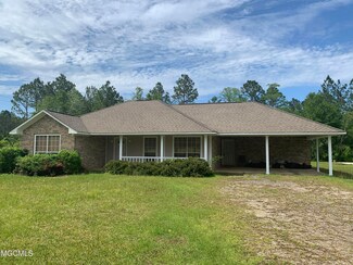 3205 Jerry Davis Rd, Moss Point, MS 39562