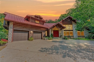 2162 Garards Fort Rd, Waynesburg, PA 15370