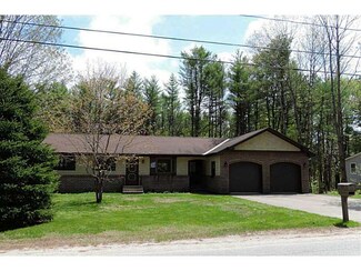 131 Summer St, Lisbon, ME 04252