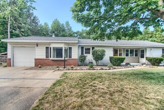 103 Vosburgh Rd Unit 105, Mechanicville, NY 12118