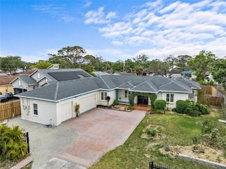1828 Mova St, Sarasota, FL 34231