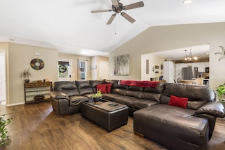 485 Eagle Dr, Forsyth, MO 65653