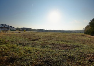3903 Counsil Ln, Brenham, TX 77833