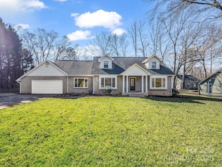 204 Jonas Dr, Lincolnton, NC 28092