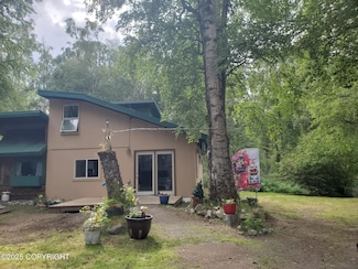 22120 S Easy St, Talkeetna, AK 99676