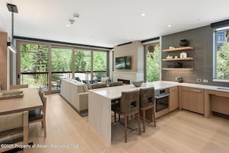 130 Wood Rd Unit 264, Snowmass Village, CO 81615