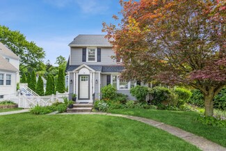 145 Buena Vista Rd, Fairfield, CT 06825