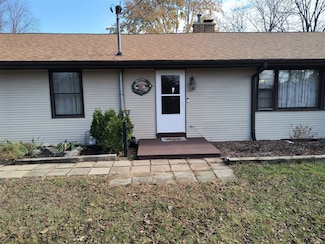 35861 N Fuller Rd, Gurnee, IL 60031