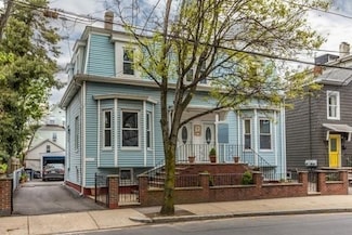 309 Columbia St Unit 309, Cambridge, MA 02141