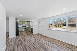 608 N 15th St, Erwin, NC 28339