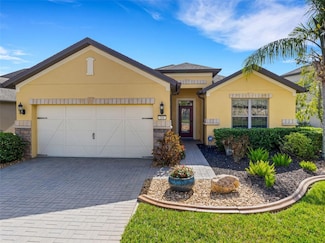 208 Almeria Way, Davenport, FL 33837