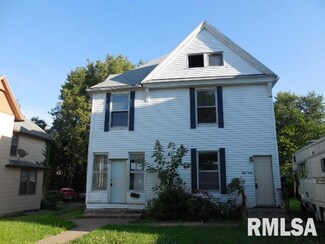 217 E 14th St, Davenport, IA 52803