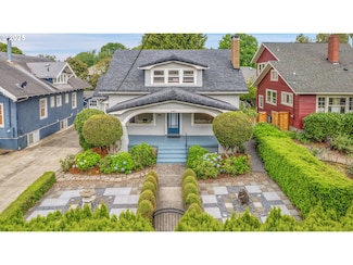 2437 NE 9th Ave, Portland, OR 97212