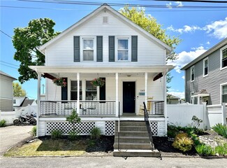 165 Mercer St, East Providence, RI 02914