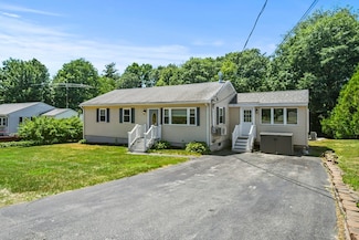 5 Valerie Cir, Ashburnham, MA 01430