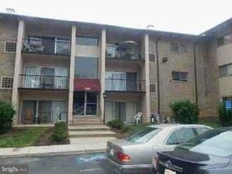 7603 Fontainebleau Dr Unit 2332, New Carrollton, MD 20784