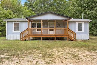 1139 Epcot Dr, Hohenwald, TN 38462