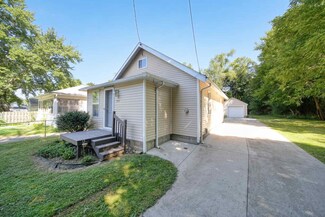 912 Phillips Ave, Jackson, MI 49203