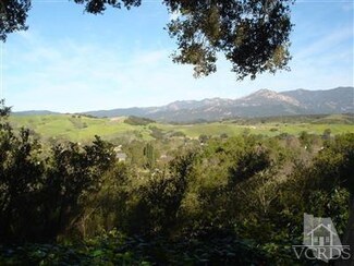375 Mountain View St, Oak View, CA 93022